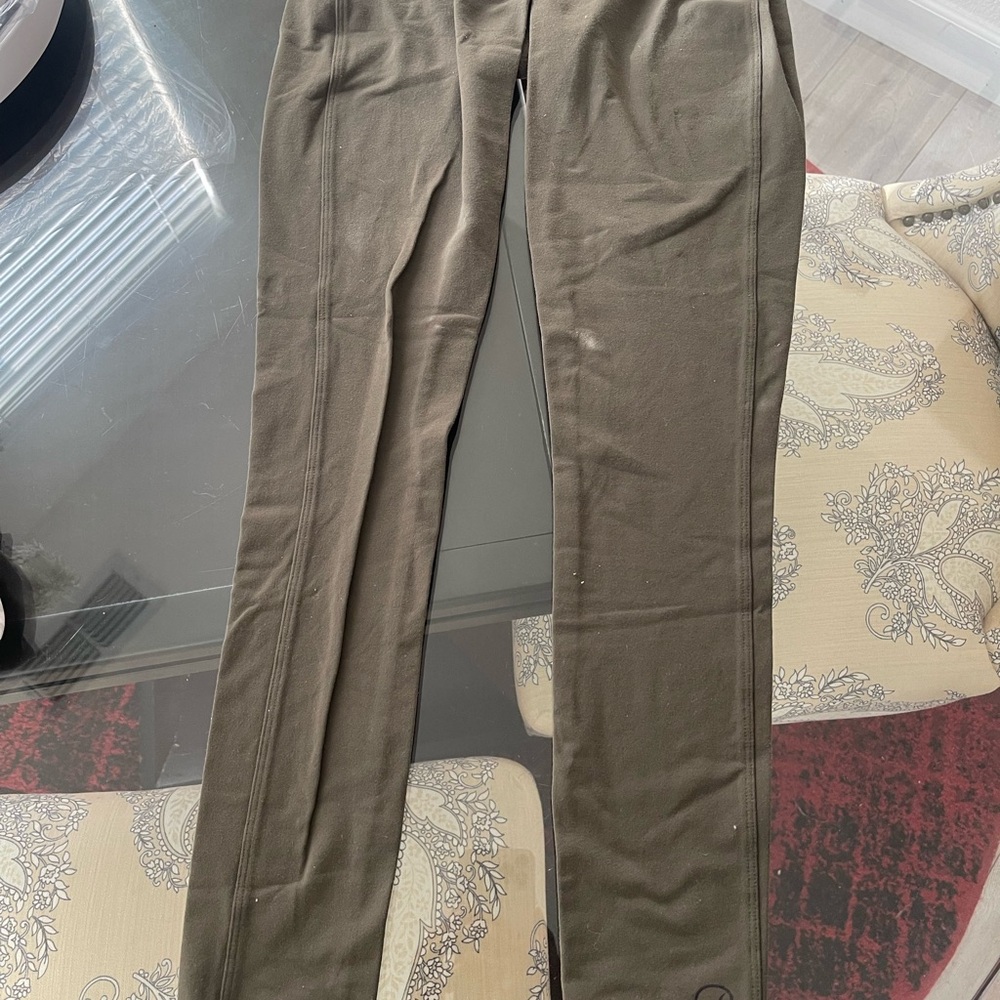 Bombshell Sportswear Olive Green Activewear Leggings for Women